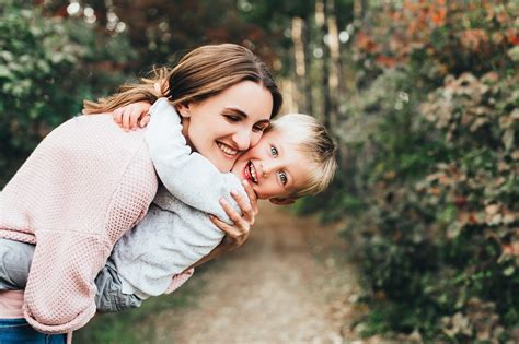 mutter fickt mit sohn und tochter|Mutter und Sohn, ganz lieb Teil 1